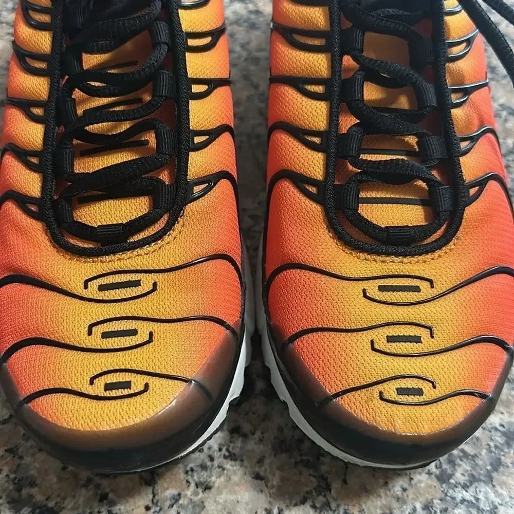 Nike Air Max Plus Orange Black Sneakers